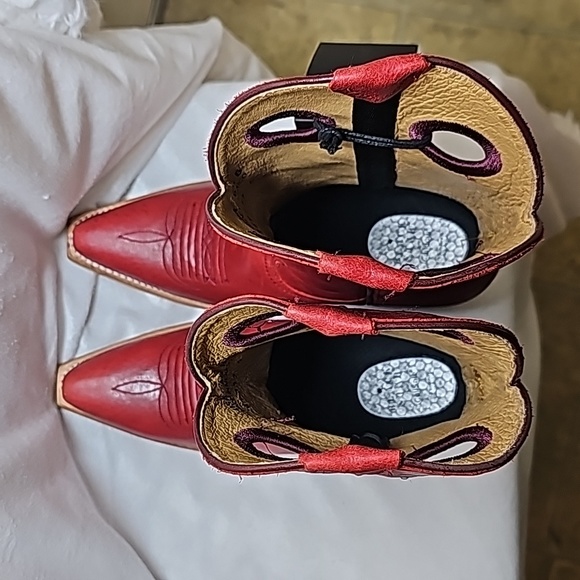 Black Star Matador Western Booties - Picture 8 of 12